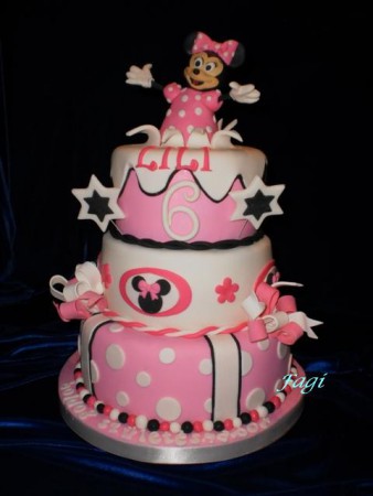 Minnie cake