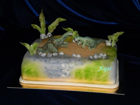 Dínós torta
