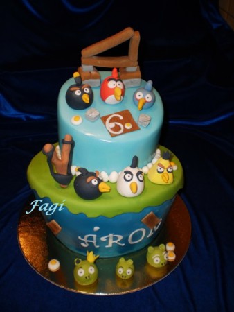 Angry Birds cake