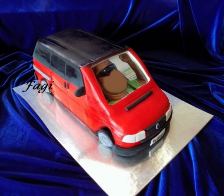 autó torta