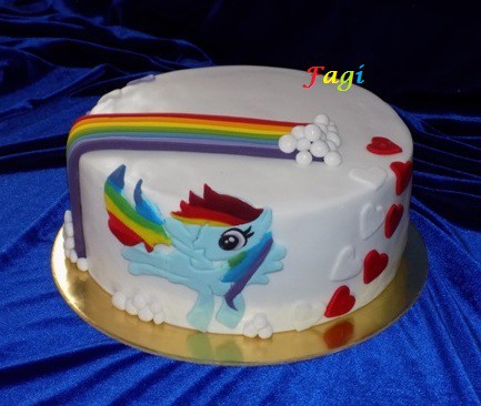 Szivárványos póni torta